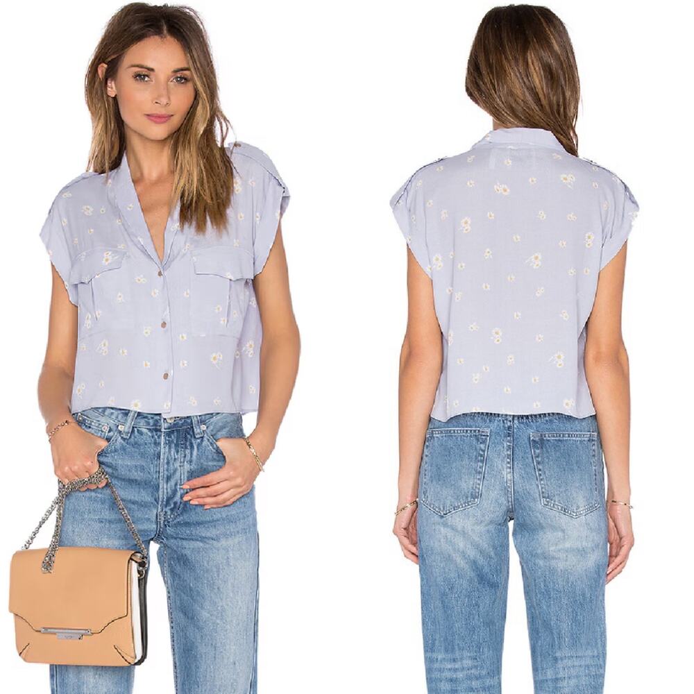 L'Academie The Safari Crop Blouse in Daisy